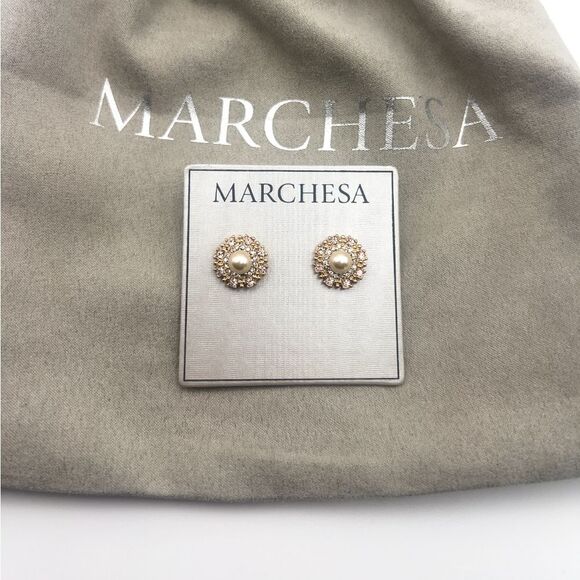 Marchesa Pearl and Gold  studs Earrings - Picture 5 of 8